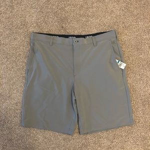 IZOD Men’s golf shorts